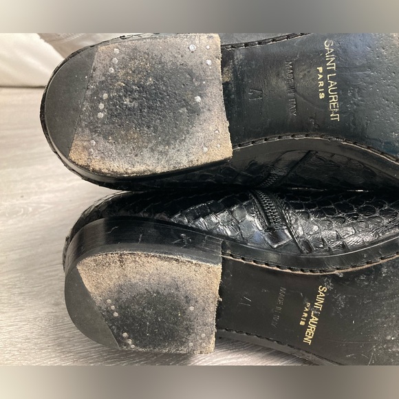 Saint Laurent Devon Python leather boot.. Very sexy boot. Size 41 YSL 8 US - Picture 5 of 16